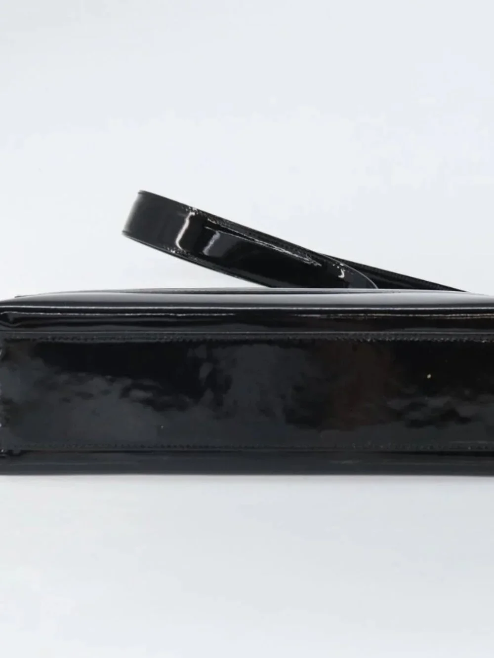 Salvatore Ferragamo Shoulder Bag Patent leather Black Silver Auth bs32415